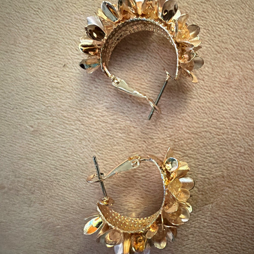 Gold plated floral flower - plated, hoop
